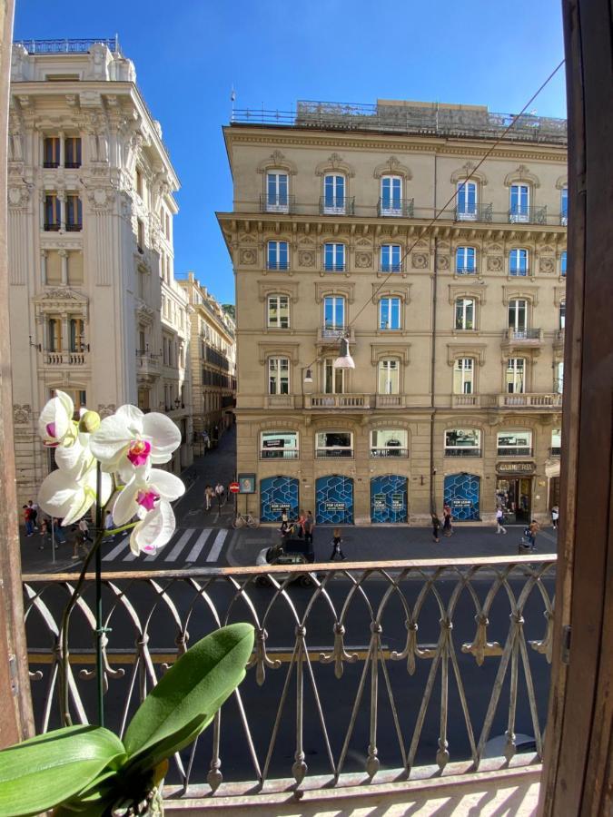 Soha Piazza Di Spagna Boutique Rome Extérieur photo