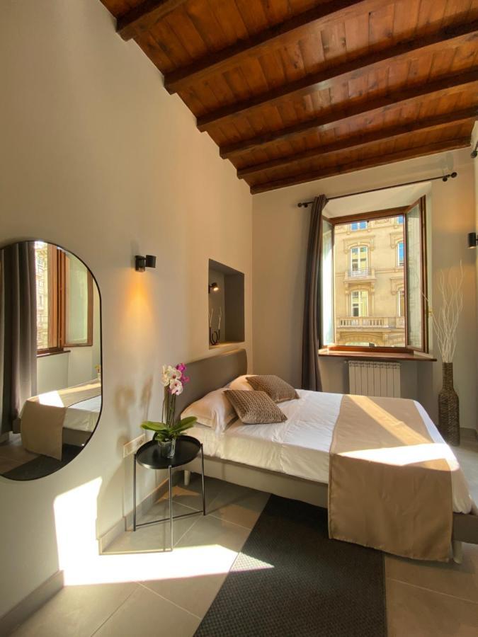Soha Piazza Di Spagna Boutique Rome Extérieur photo