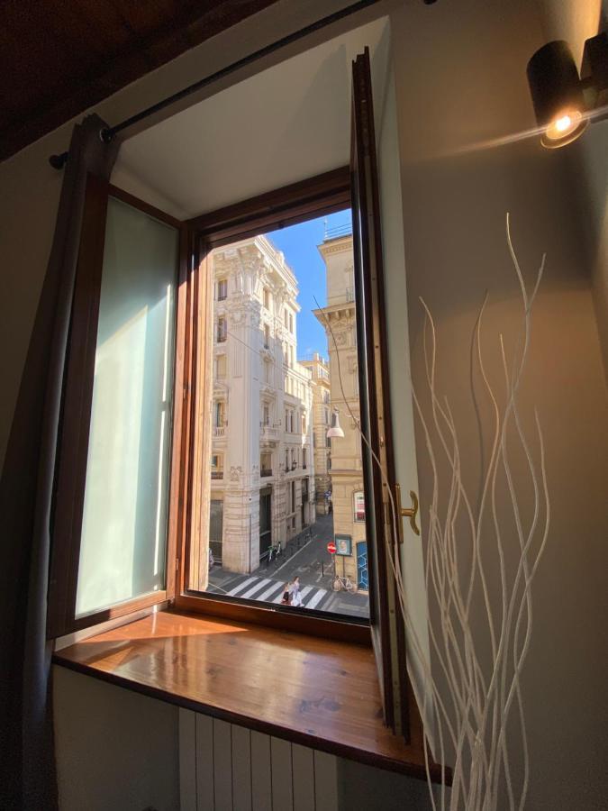 Soha Piazza Di Spagna Boutique Rome Extérieur photo