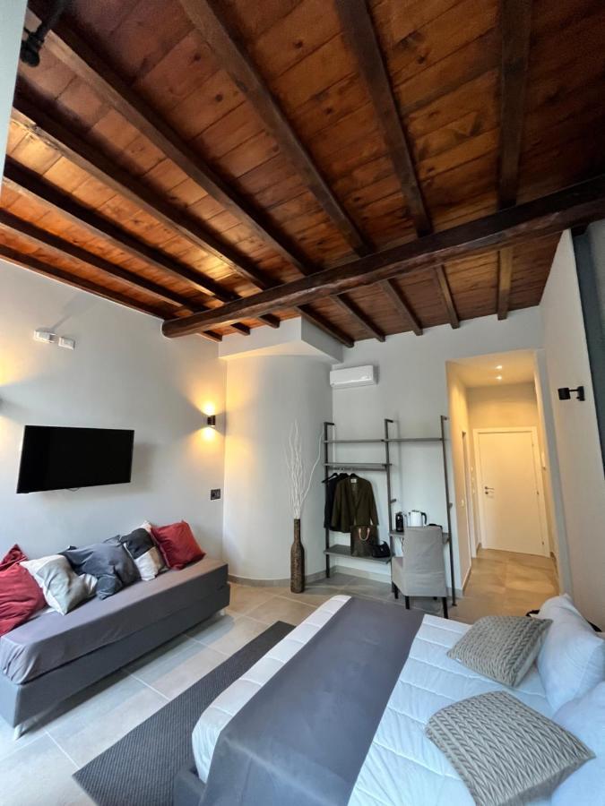 Soha Piazza Di Spagna Boutique Rome Extérieur photo