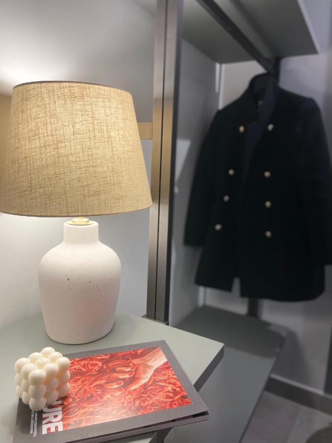 Soha Piazza Di Spagna Boutique Rome Extérieur photo